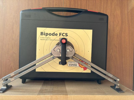 Vendo bipode FCS25 para F Class y precision.
Precio 255 € (Madrid ) con uno adaptador más gastos si los 01