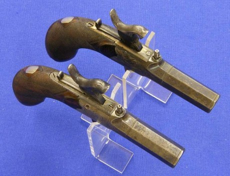 Voy a colocar unas fotos de un arma larga alemana de llave de mecha del siglo XVI. 60