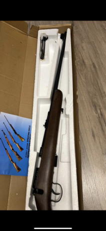 Norinco JW15 cal 22lr con cargador original de CZ para evitar la dureza del cargador original. A estrenar. 01