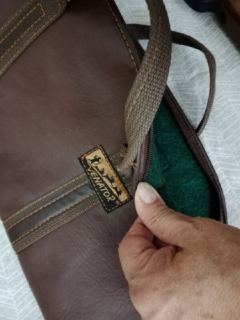  norica2.jpeg  norica 1.jpeg 
pongo a la venta parte de mi coleccion, lo que se vende es lo que hay en 11