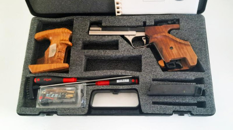 Vendo pistola deportiva FEINWERKBAU AW93 cal. 22LR

▪ Comprada nueva en el año 2007, guiada en F. 
▪ Exagerando, 20