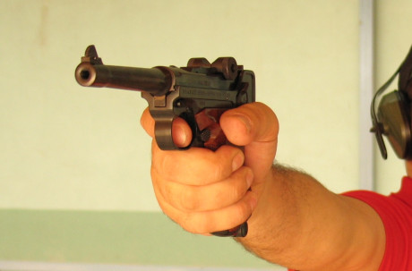 Iniciaremos con una artilleria Erfurt 1914, para continuar con una Mauser Original 4 pulgadas fabricada 131