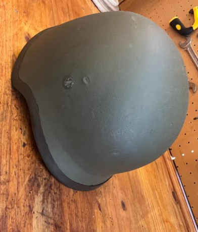 Se vende casco Marte español de Kevlar en excelente estado. Funcional incluso a día de hoy en las FFAA

Interior 02