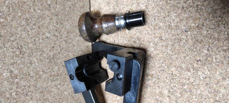 SE VENDE: Rifle Enfield Parker Hale Whitworth .451 estriado HEXAGONAL.
El rifle esta en exelentes condiciones 40