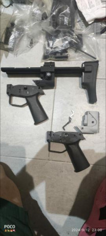 Bueno, me gustaría tener datos sobre este arma de primera mano, de alguno de vosotros que la tenga y quiera 41