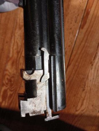 a todos por fallecimiento de un familiar se vende superpuesta Franchi cal.b12
Es monogatillo con selector 00