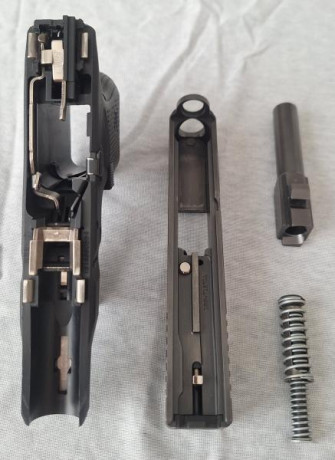 Buenas compañeros.
Vendo mi Glock 26 generación 4, prácticamente nueva. Ha disparado 6 cargadores y siempre 22