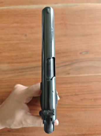 Se vende pistola Star B del calibre 9mm parabellum con año de fabricación 1943. El arma a nivel estético 10