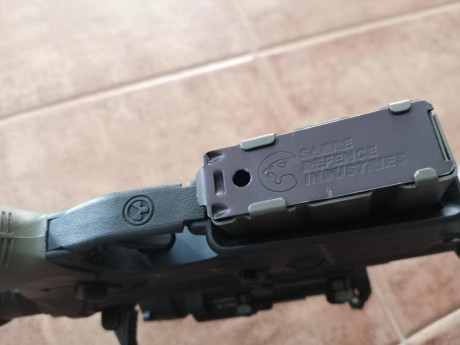 Vendo Sabre Defense XR15, cañon semipesado de 16", guardamanos bootleg, culata, pistolete y guardamonte 32