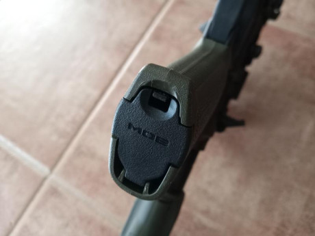 Vendo Sabre Defense XR15, cañon semipesado de 16", guardamanos bootleg, culata, pistolete y guardamonte 31