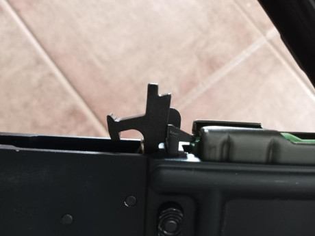 Vendo Sabre Defense XR15, cañon semipesado de 16", guardamanos bootleg, culata, pistolete y guardamonte 40