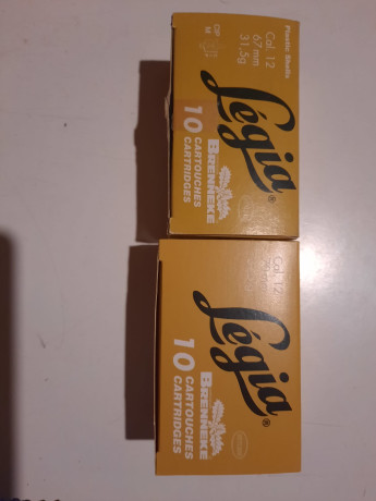 Buenas.

Esta mañana he ido a comprar unas cajas de esta bala para escopeta, una bala de las veteranas, 02