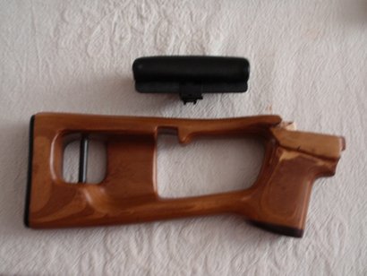 Buenas tardes estaria interesaso en adquirir una culata y un guardamanos original de madera del svd para 20