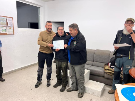 Estimados compañeros:

Agradecería que me pudieráis informar sobre los campos de tiro para rifle en Galicia. 91