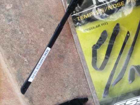 Gafas balisticas ESS Ice, las patillas son nuevas, están sin usar, la goma de la nariz tiene unos meses 10