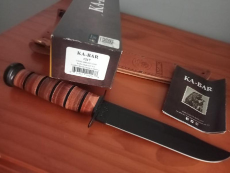 Muy buenas.
Vendo este clásico de los USMC, de 18 cm.
Modelo serrated,. Hecho en USA.
Absolutamente nuevo. 81