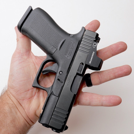 Buenas. Estoy mirando para comprar un arma personal. Por recomendaciones va ganando la Glock 43x pero 20