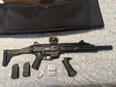 Vendo carabina SCORPION EVO 3 S1 9mm, nueva, comprada en septiembre, con 1 mes, único dueño y se adjunta 01