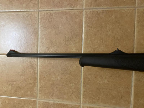 Vendo rifle Sauer 202 sintético en cal. 300 wm.
Con monturas completas originales Isi Mount de 30, cañón 160