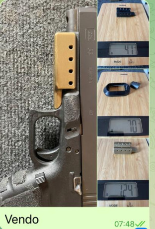 Vendo contrapesos y magwell glock , 
funnel + 70 grms  50€
contrapeso 41gms 50€
contrapeso124 grms 60€
y 00