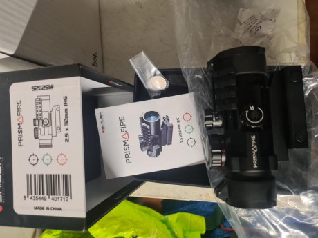 Mira para batida prismafire, nuevo a estrenar, incluye monturas picatinny. 85€ 00