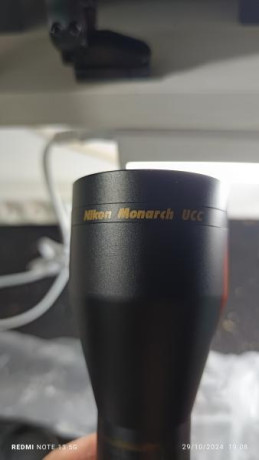 Vendo este visor que tenía montado en un rifle que ya lo vendí.
El visor está muy bien.
No tiene Retícula 00
