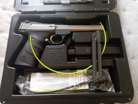 Vendo Browning del 22, en perfecto estado, muy poco usada. Muy buena para precisión, para subir de categoría. 00