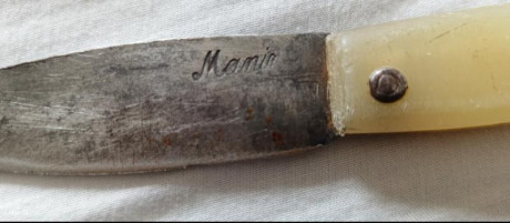Buenos días me he echó con una navaja estilo pallares las de solsona  estilo no , es que es igual pero 02