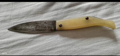 Buenos días me he echó con una navaja estilo pallares las de solsona  estilo no , es que es igual pero 00