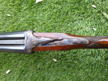   Buenas tardes

Pongo en venta una escopeta yuxtapuesta del fabricante Ignacio Ugartechea modelo 75.

Calibre 10