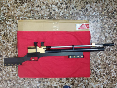Carabina LOBO XR-100 BR cal. 4,5 con contrapeso de cañón y airstripe . Varmint pesado .Muy precisa. Se 01