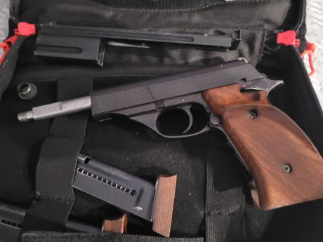 Vendo esta súper conocida y precisa pistola nacional del 22 ideal para principiantes y subir de categoría, 60