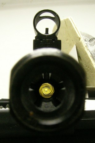 Señor@s:

Desde hace unos meses que quisiera comprar un SVD ruso calibre 7,62 mm x 54R como el que aparece 70