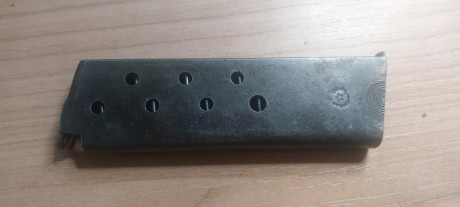 Para ampliar mi colección, busco cargador de pistola campo giro. 40