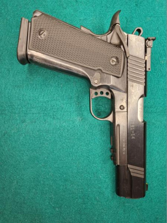 NORINCO NP 44,

Mejorada (muelles y kit de disparador) con dos cargadores MEC extra.


450 €

Arma en 01