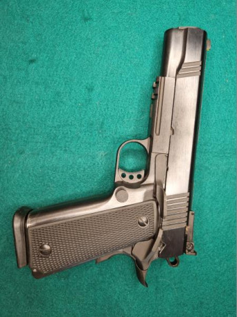 NORINCO NP 44,

Mejorada (muelles y kit de disparador) con dos cargadores MEC extra.


450 €

Arma en 00