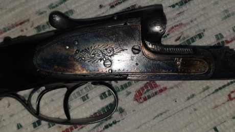 buenas, tengo un amigo que tiene desde hace años esta escopeta paralela marca COLIBRI del calibre 12...y 80