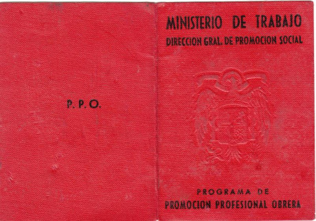 EN RECUERDO Y HOMENAJE A LOS QUE YA NO ESTÁN. 

Si pones en  GOOGLE    PASAPORTES EN LA MEMORIA   da 11
