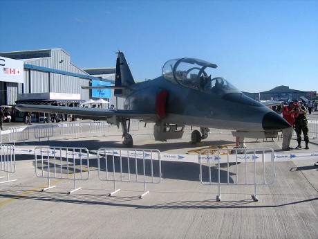  800px-A36chile.jpg Por que solo tiene cabida como instructor en nuestras fuerzas aereas?
A fines de 1978, 01