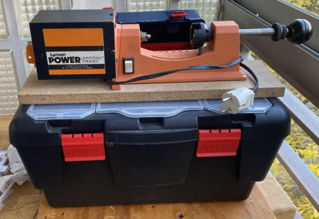 VENDO PILOT TRIMMER (recortador de vainas) con diferentes accesorios y caja de transporte y herramientas
Precio 02