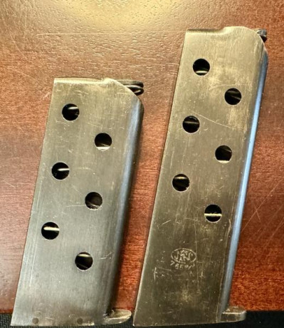 Hola, tengo este cargador del 7,65mm. Por más que busco no encuentro el arma al que puede pertenecer. 61