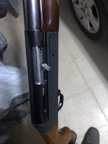 Se vende escopeta Benelli 121 con canon frances saint-etienne de 66cm de tres estrellas choque fijo, culata 01