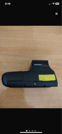 Un compañero pone a la venta su visor holografico por si a alguien le interesa está en Álava es un bushnell 00