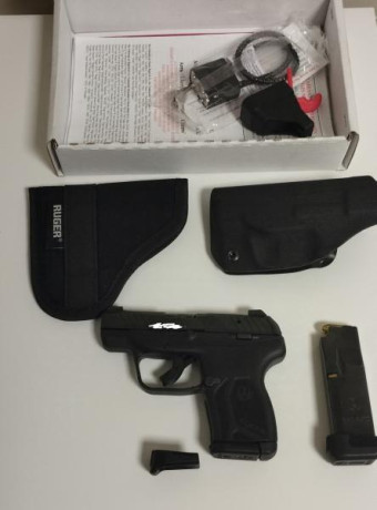 Se vende Ruger LCP MAX, calibre 380 ( 9 corto).
Comprada nueva hace un mes, y guiada hace dos semanas.
Se 02