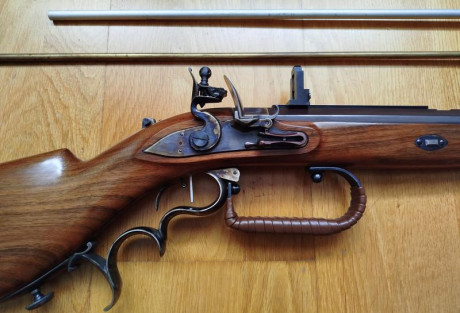 Vendo este rifle de la prestigiosa marca Pedersoli. Bola cal.45
Es un arma perfecta para la modalidad 01