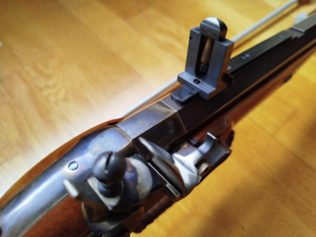 Vendo este rifle de la prestigiosa marca Pedersoli. Bola cal.45
Es un arma perfecta para la modalidad 00