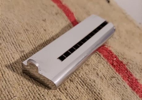En venta cargador para pistola Astra Constable calibre 9 corto, en perfecto estado de conservación. Precio 00