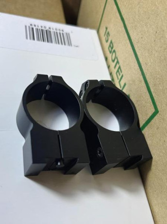 Vendo anillas para visor de 30mm y hasta 50 de campana de la marca WARNE, son de acero y son fijas para 00