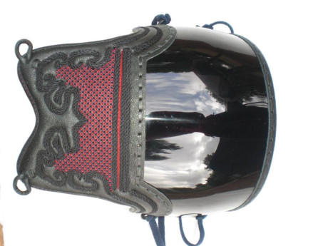 Vendo armadura de kendo con muy poco uso. Como nueva. Talla media. Envío a cualquier punto de la península 11