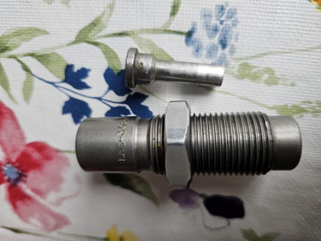 Buenos días

Vendo recalibradores marca lee para calibres:

308

357

Precio 20€ cada uno.

Contacto por 01